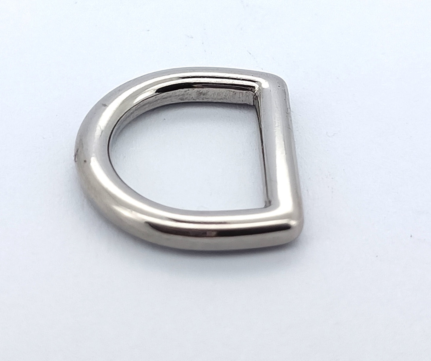 VAL23048 D Ring Stainless Steel Polished