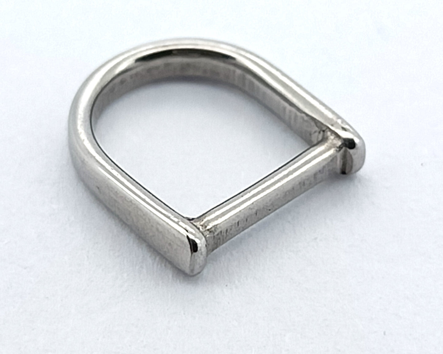 VAL23050 8mm D Ring Stainless Steel Polished