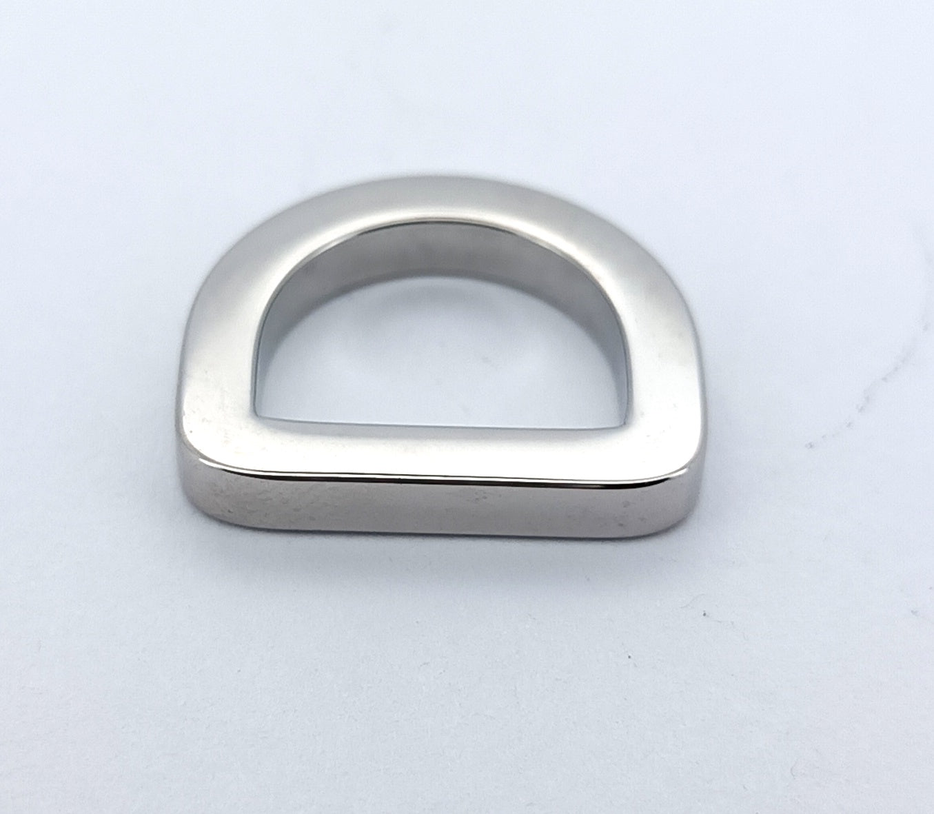 VAL23116 D Ring Stainless Steel Polished